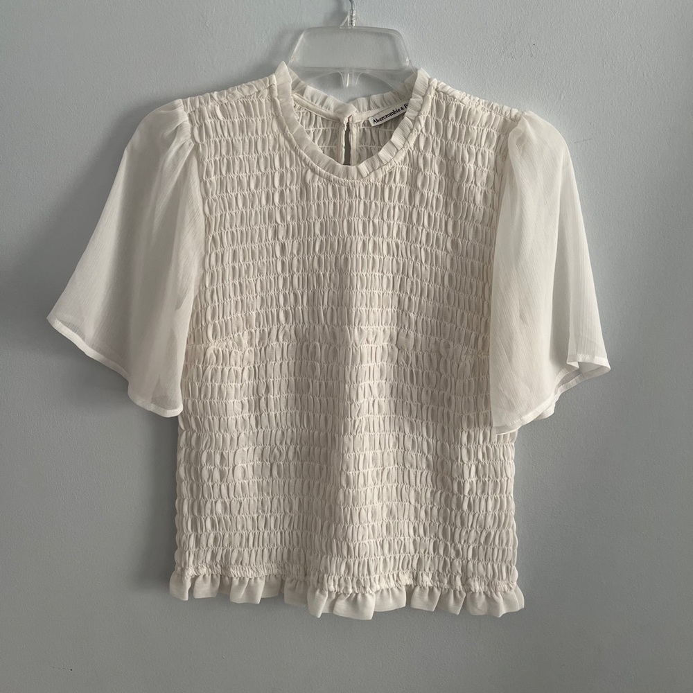 Abercrombie top size M